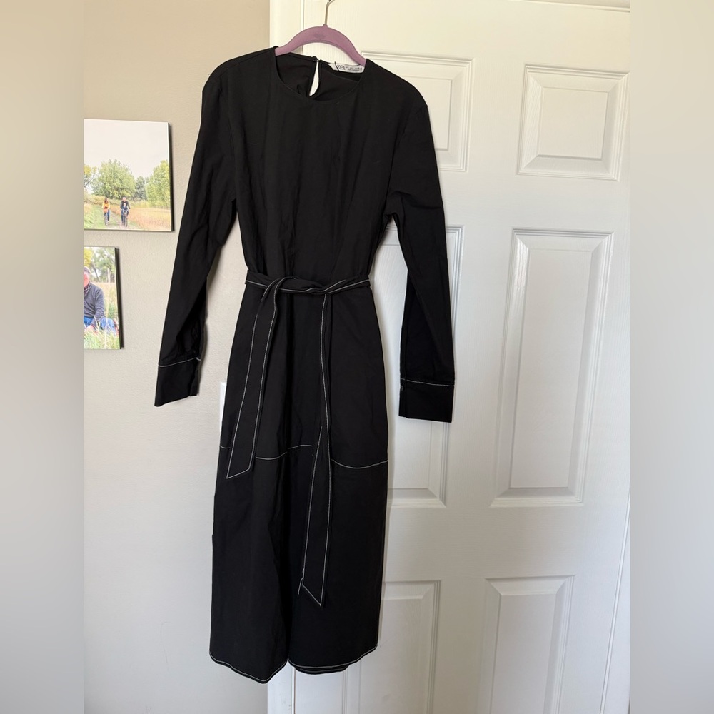Zara dress. Black. Size L. NWT